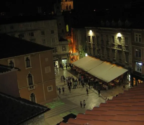 Piazza Old Town Apartmán