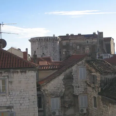 Apartman Piazza Old Town Split
