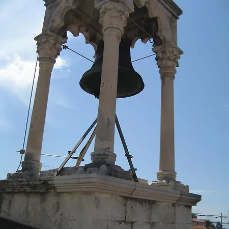 Lägenhet Piazza Old Town