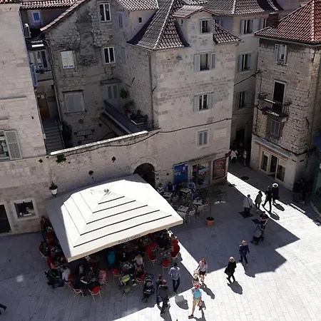 Apartment Piazza Old Town